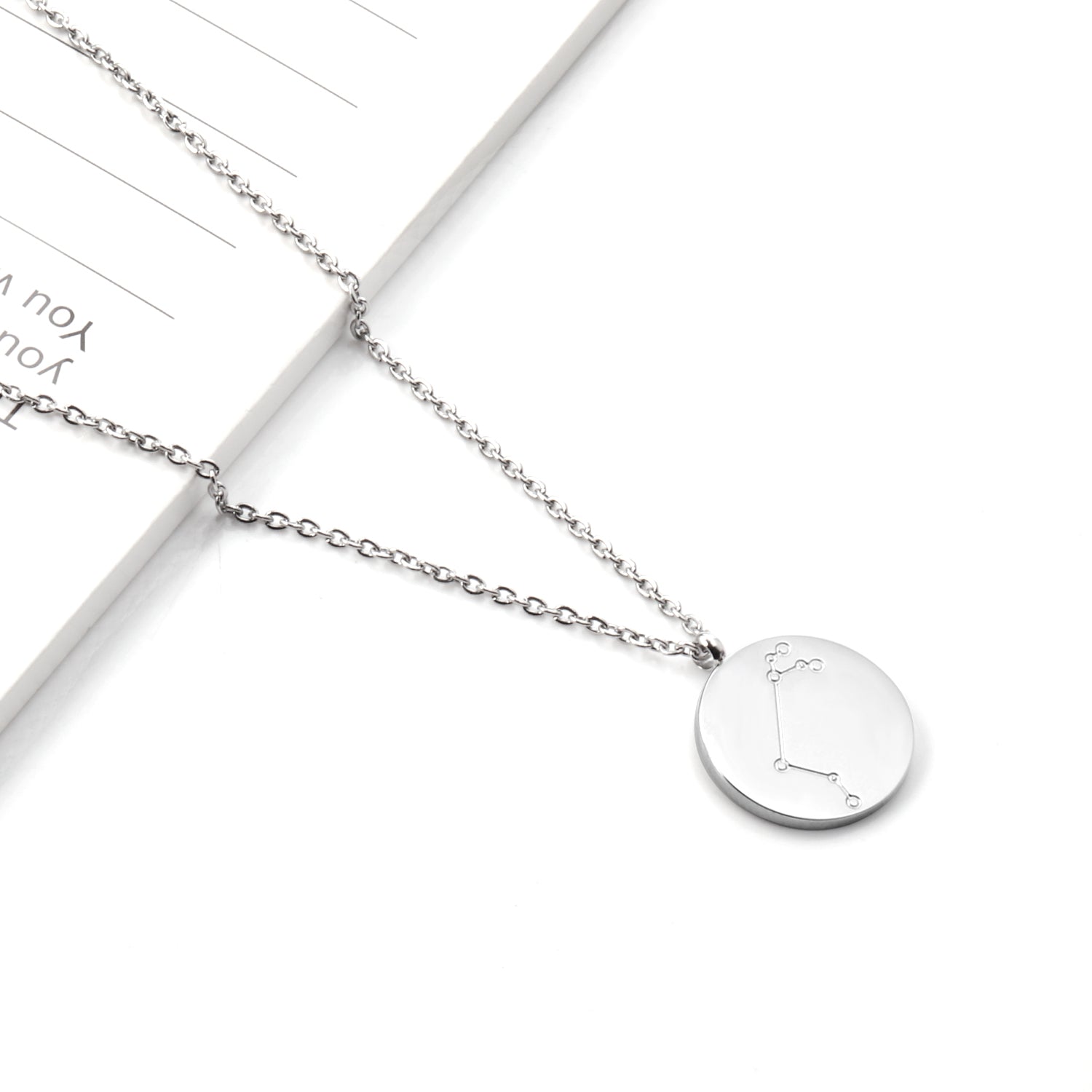 Hangerketting met sterrenbeelden