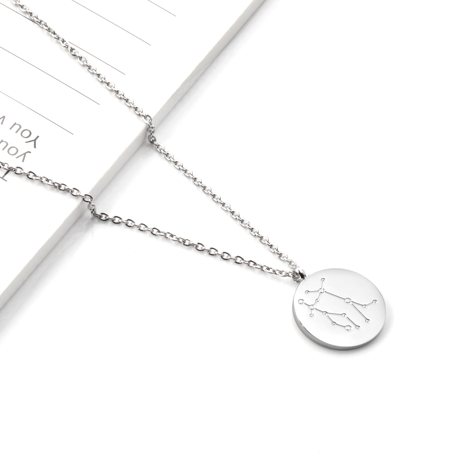 Hangerketting met sterrenbeelden