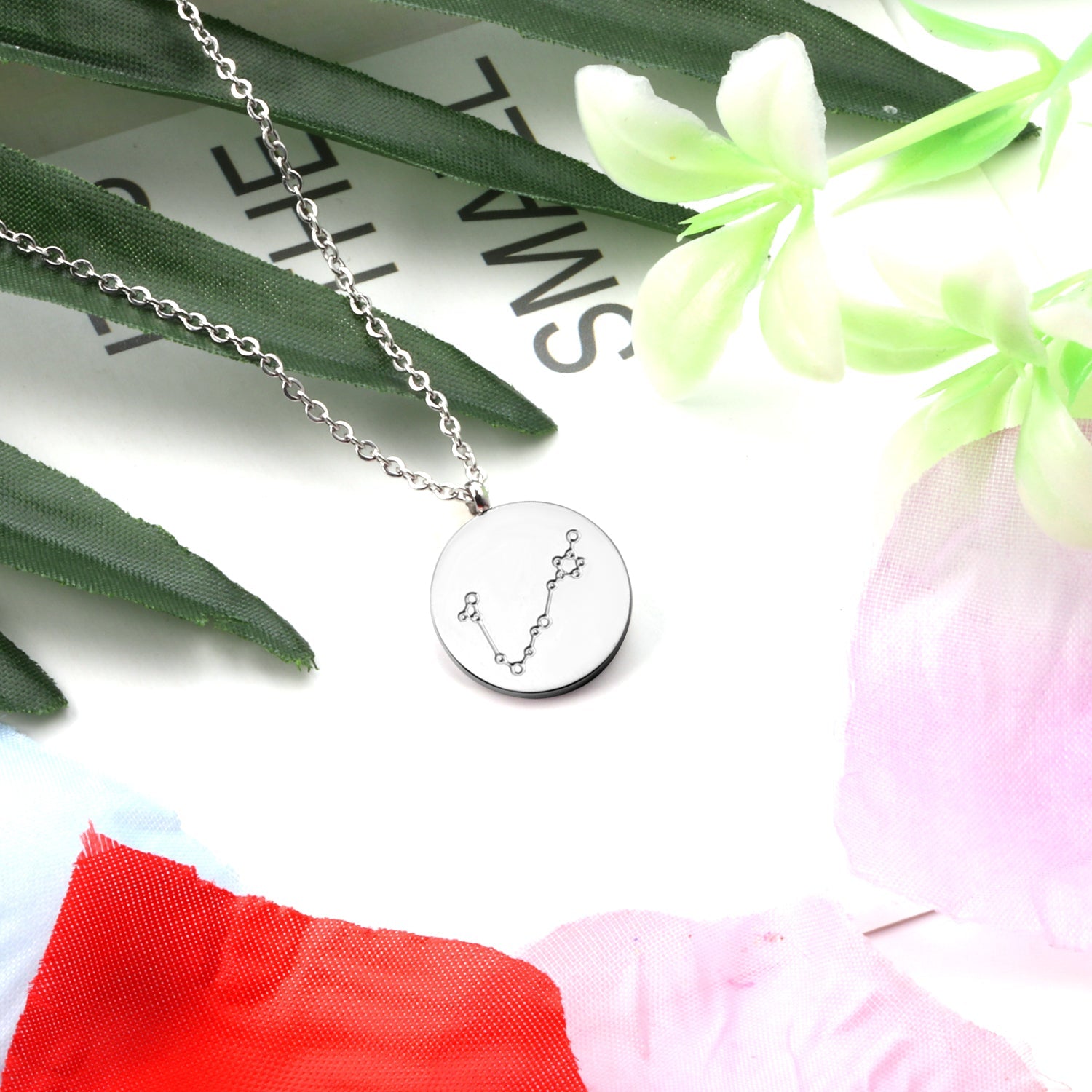 Hangerketting met sterrenbeelden