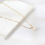 Witte parel hanger ketting