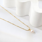 Witte parel hanger ketting