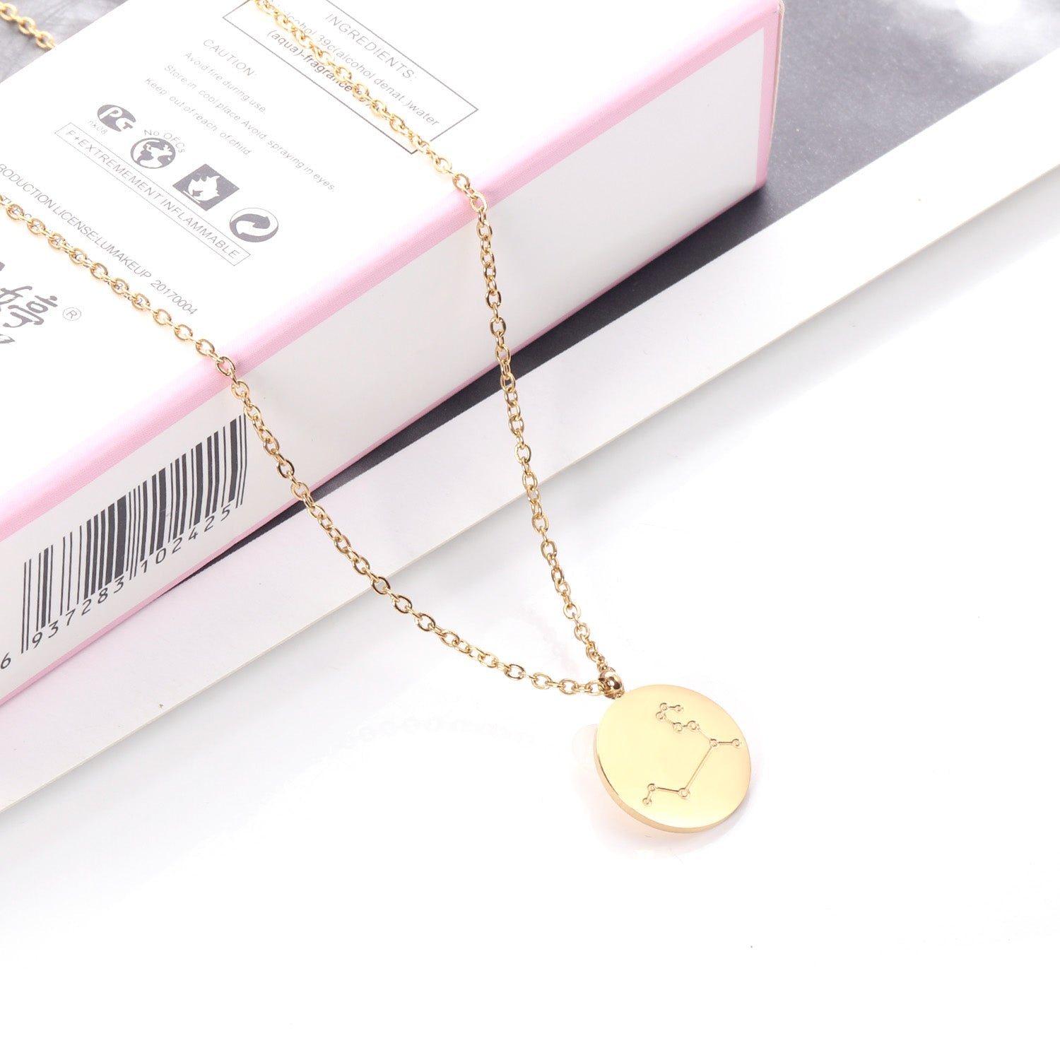 Hangerketting met sterrenbeelden