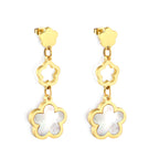 Perzikbloesem goudkleurige oorbellen met schelp