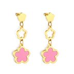 Perzikbloesem goudkleurige oorbellen met schelp