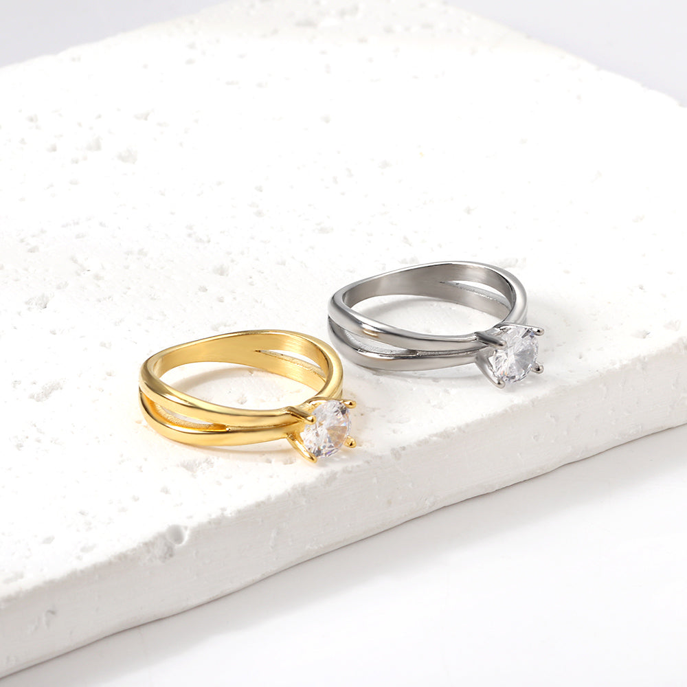 Ronde diamanten ring van goud en staal