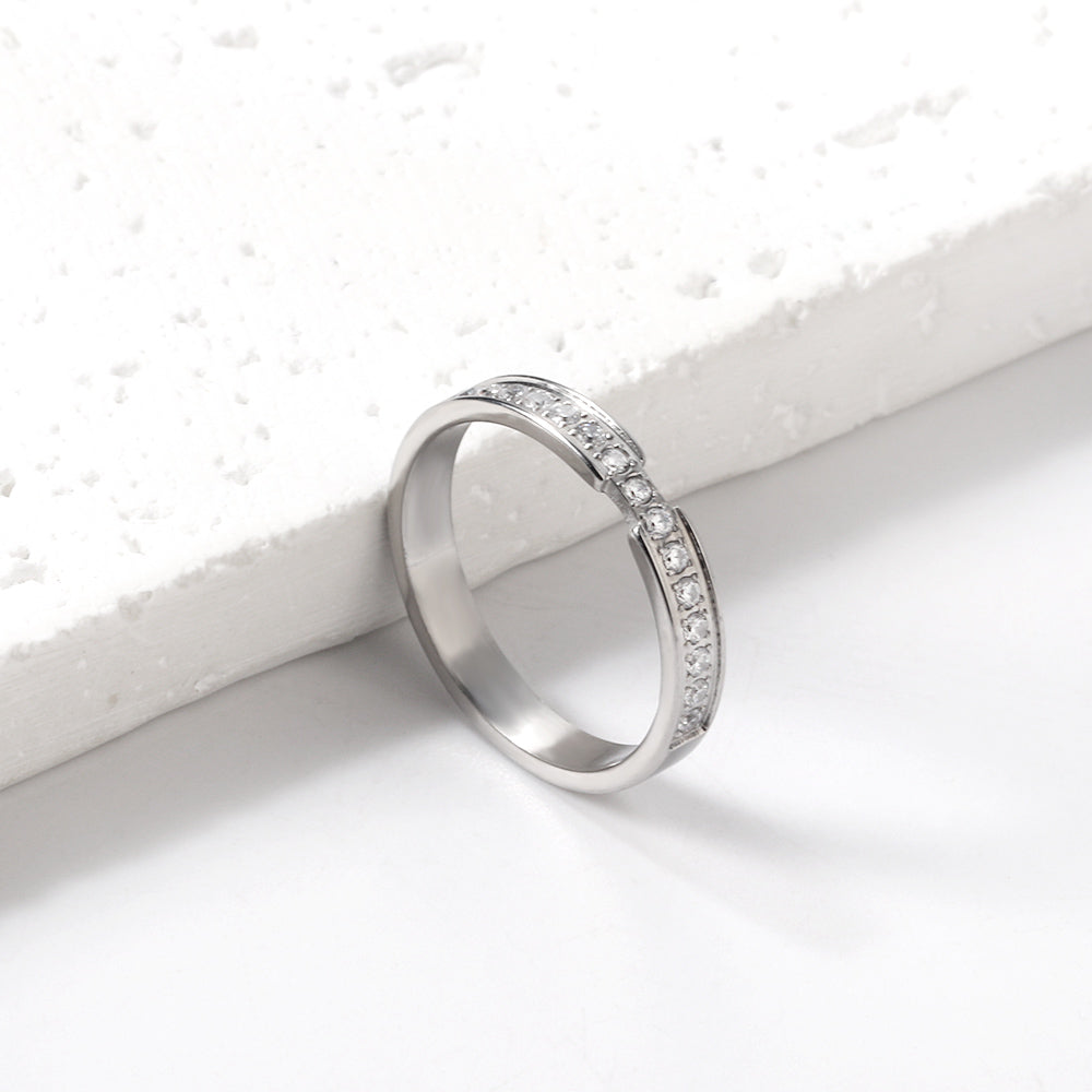 Ring met diamanten accent van goud en staal