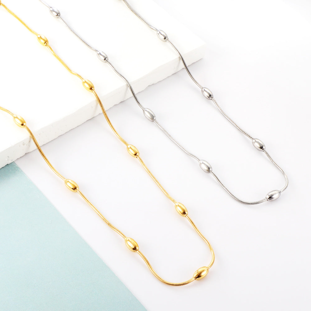 Collier minimaliste en acier inoxydable à perles