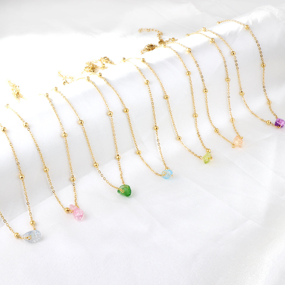 Collier pendentif en forme de zircon de couleurs mélangées