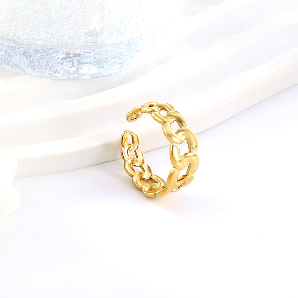 Goudkleurige statement ring met meerdere cirkels