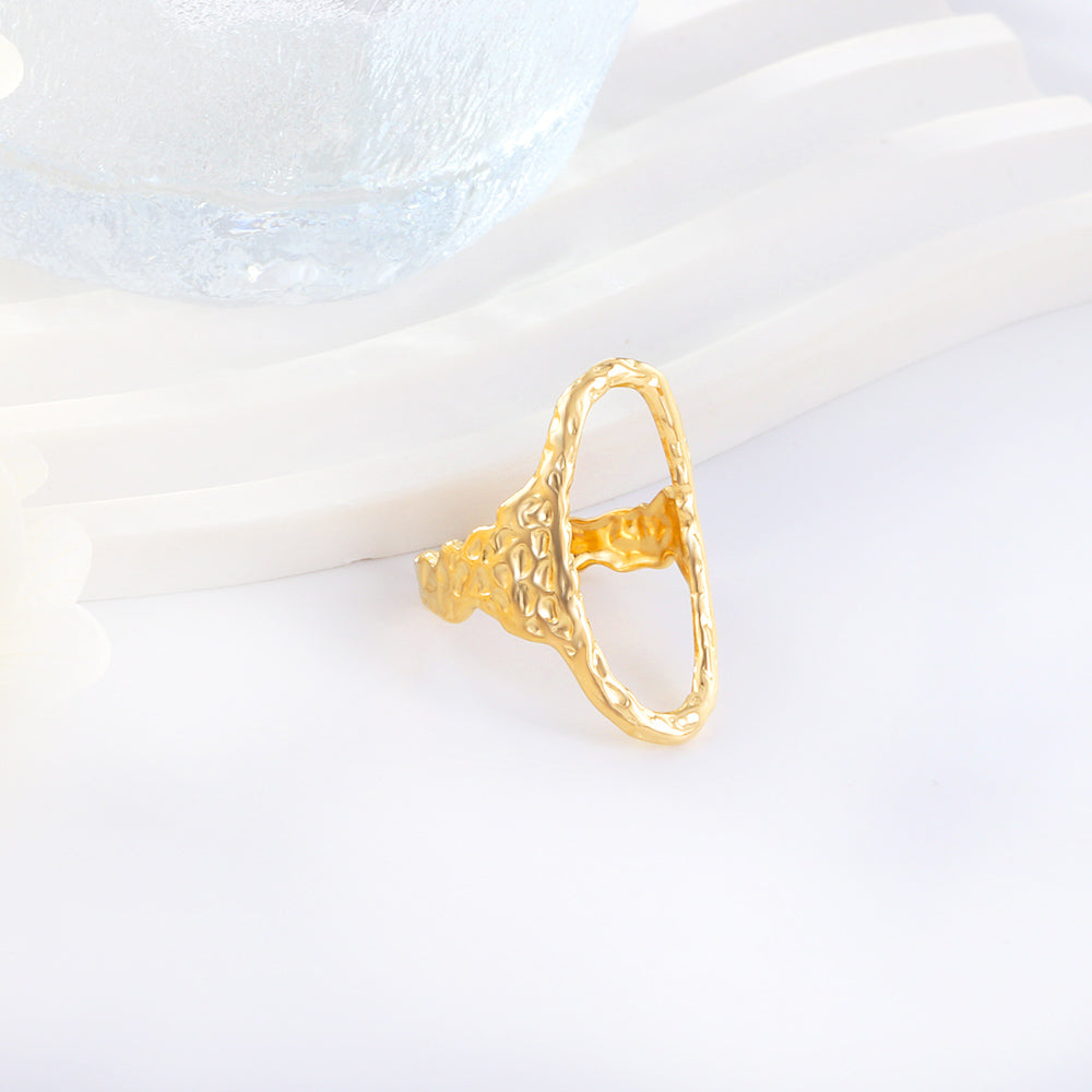 Ovale statement ring in goudkleur