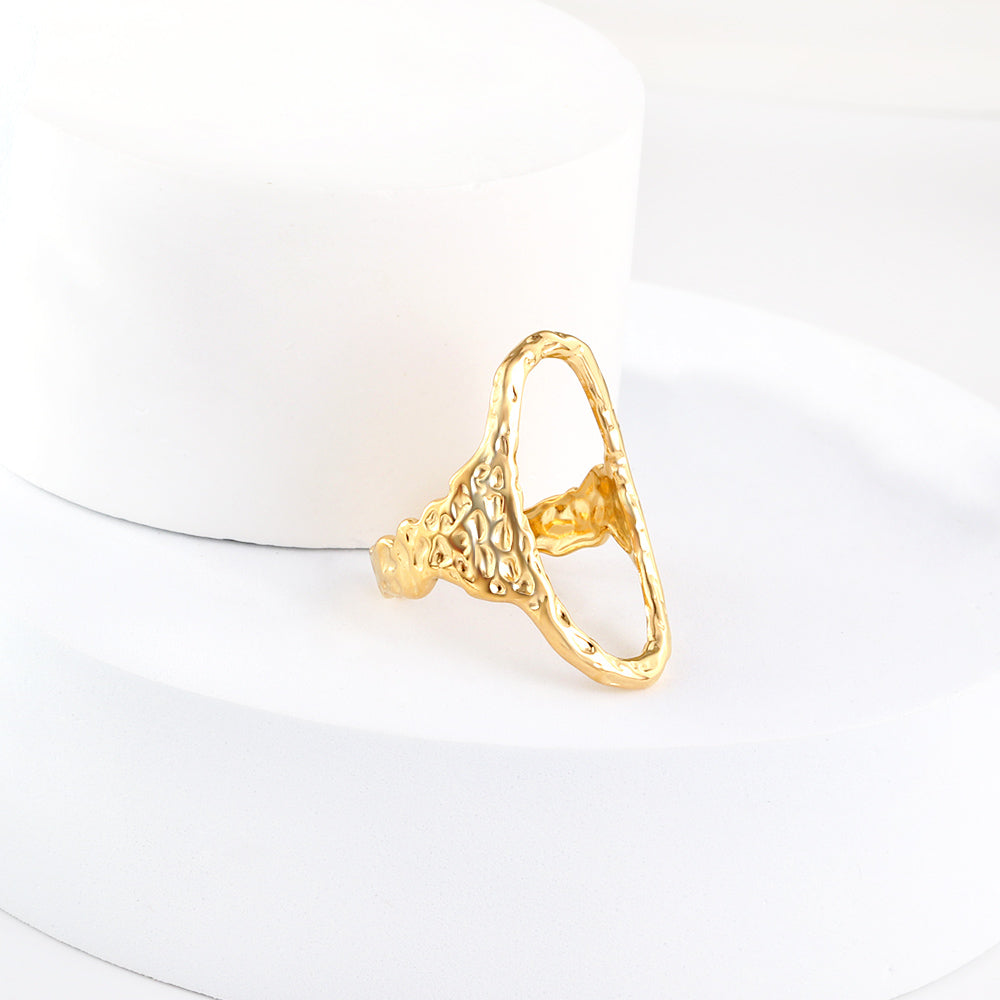 Ovale statement ring in goudkleur