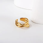 Minimalistische lijn crossover ring