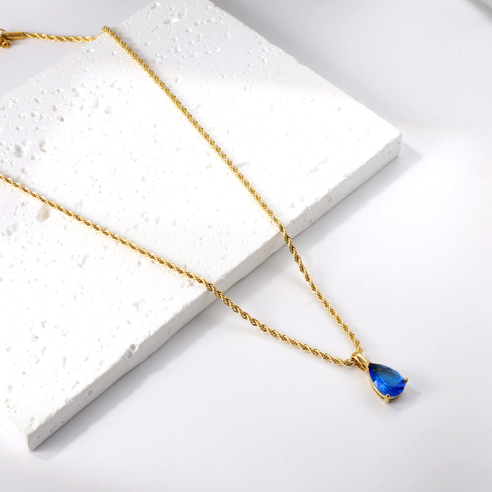 Ketting met veelkleurige traanvormige hanger