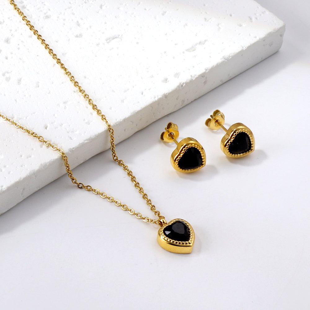 Ketting met veelkleurige hartvormige diamanthanger