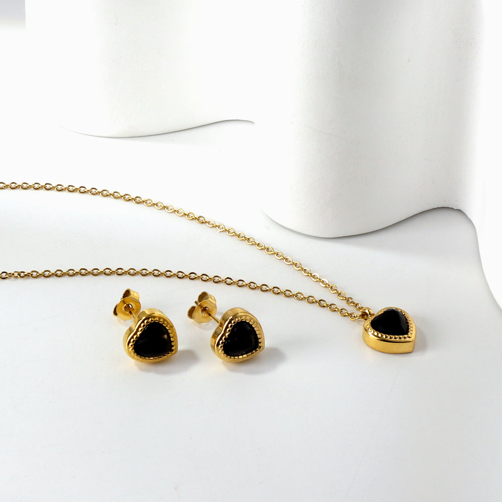 Ketting met veelkleurige hartvormige diamanthanger