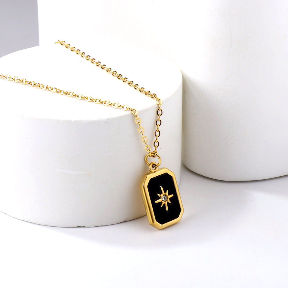 Zwarte en groene schelpenhangerketting