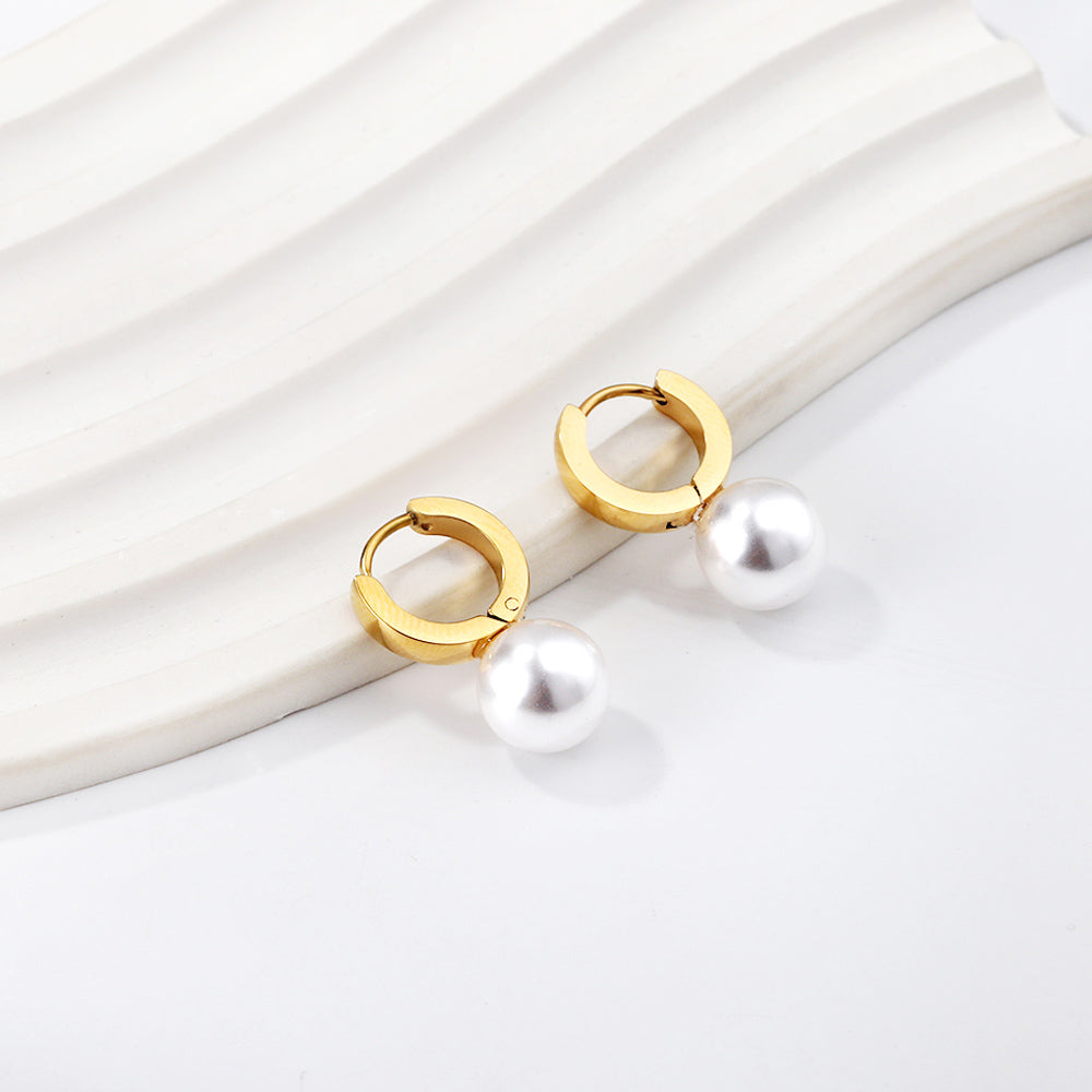 Circle with White Pearl Earrings
