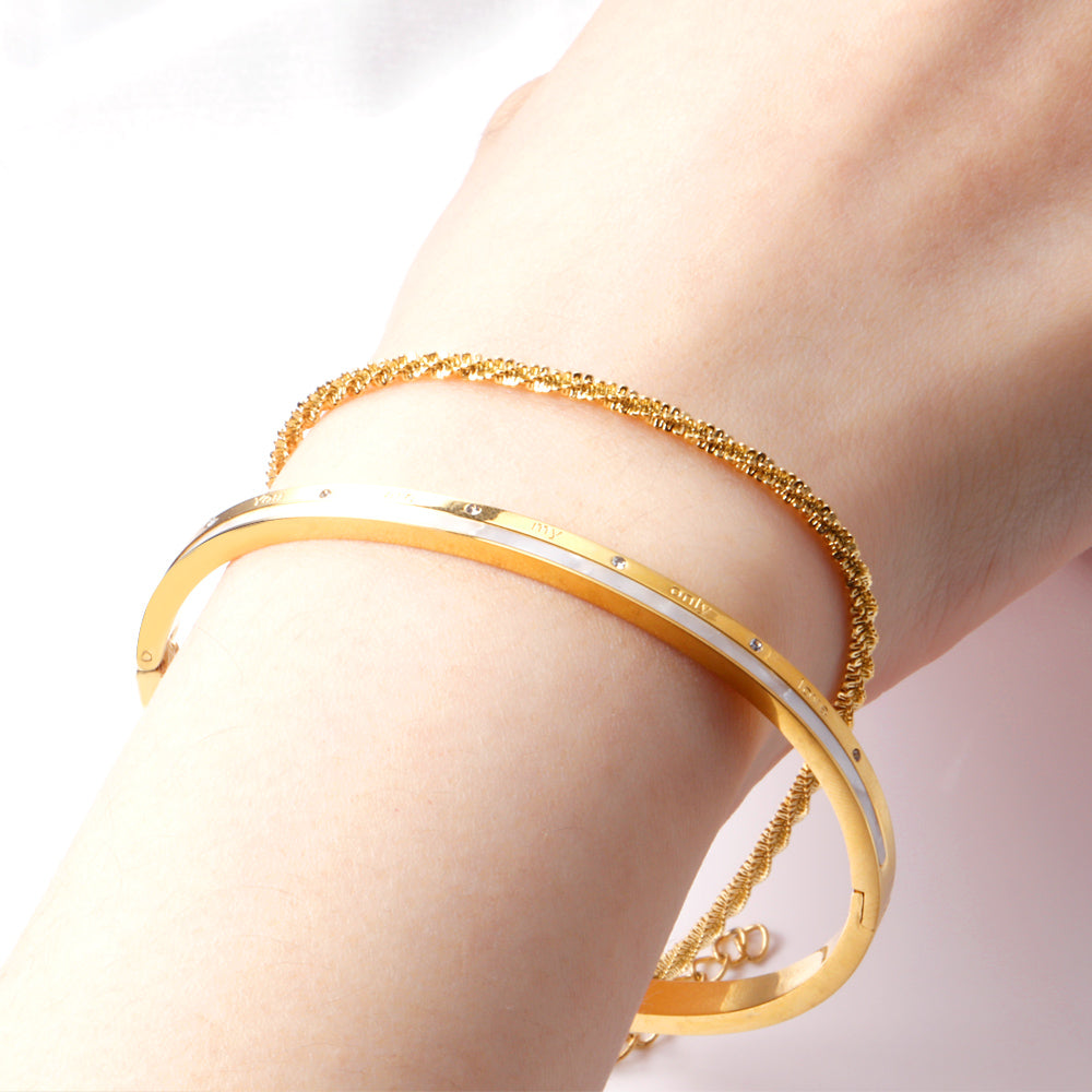 Gold Chain Bracelet with Extender