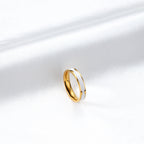 Druppel Zwart Wit Rood Minimalistische Ring