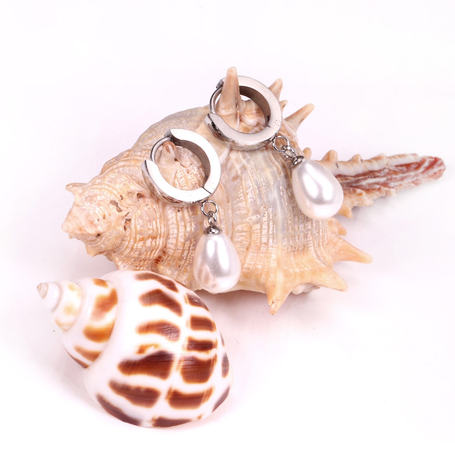 Boucles d'oreilles pendantes en perles coréennes