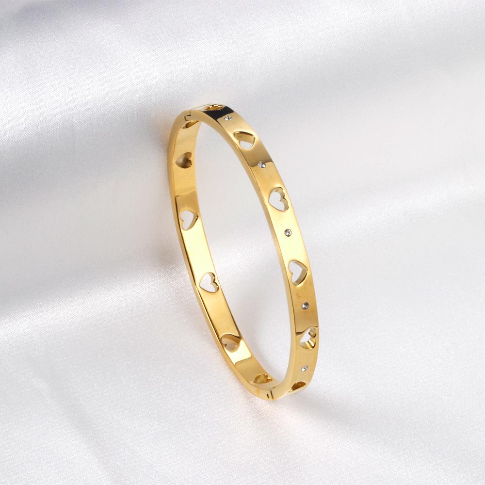 Gold Heart Pattern Cubic Zirconia Bangle