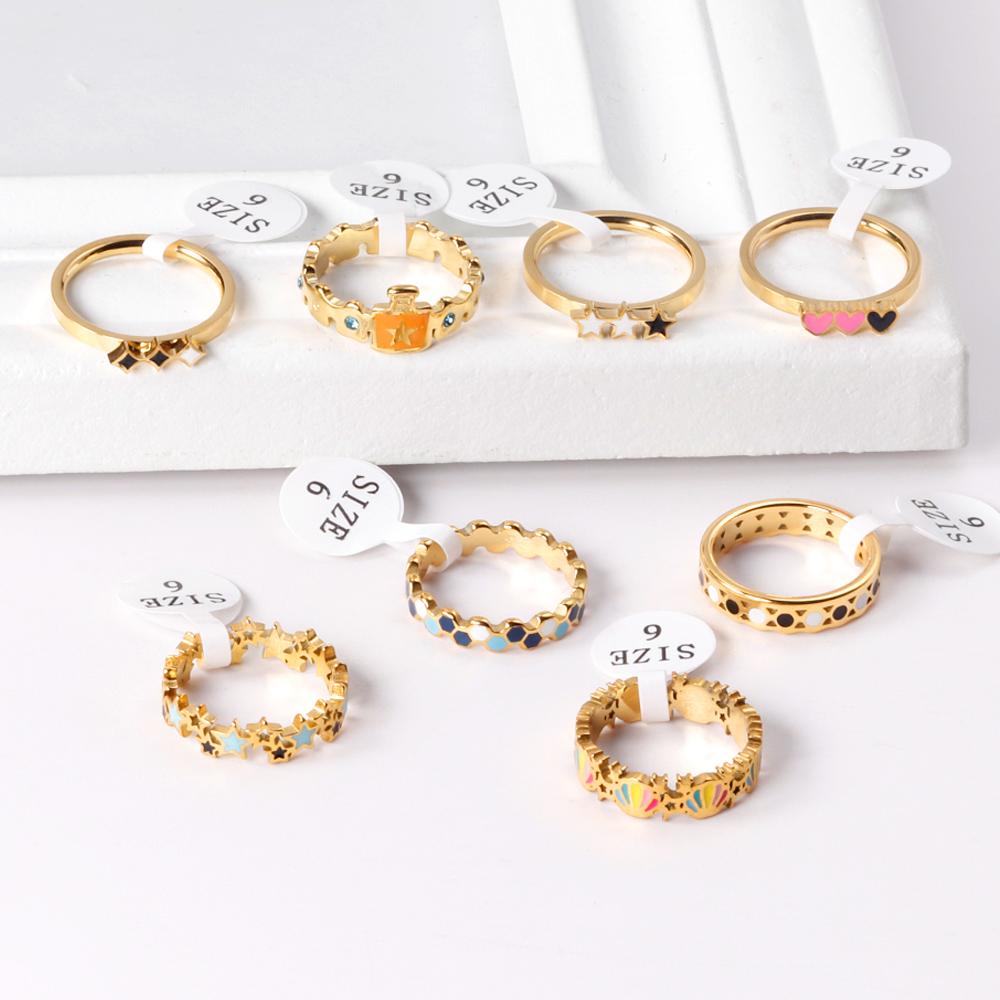 Bague décorative Y2K colorée et dorée 