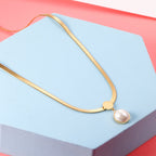 Flat Snake Chain Pearl Pendant Necklace