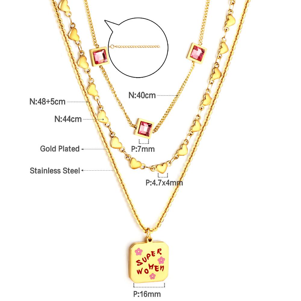 Drievoudige ketting met groen hart en roze zirkonia bedeltjes