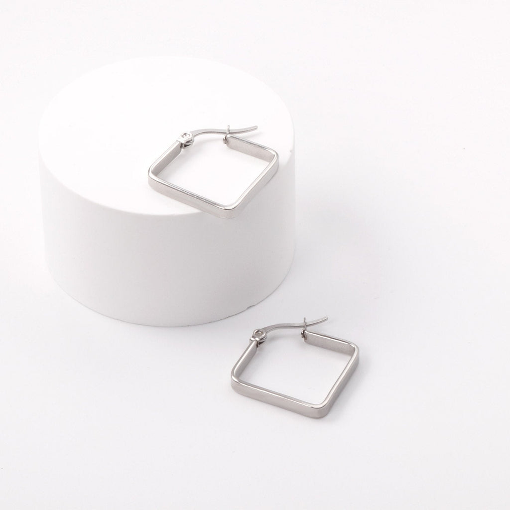 Grote vierkante hoepeloorbellen